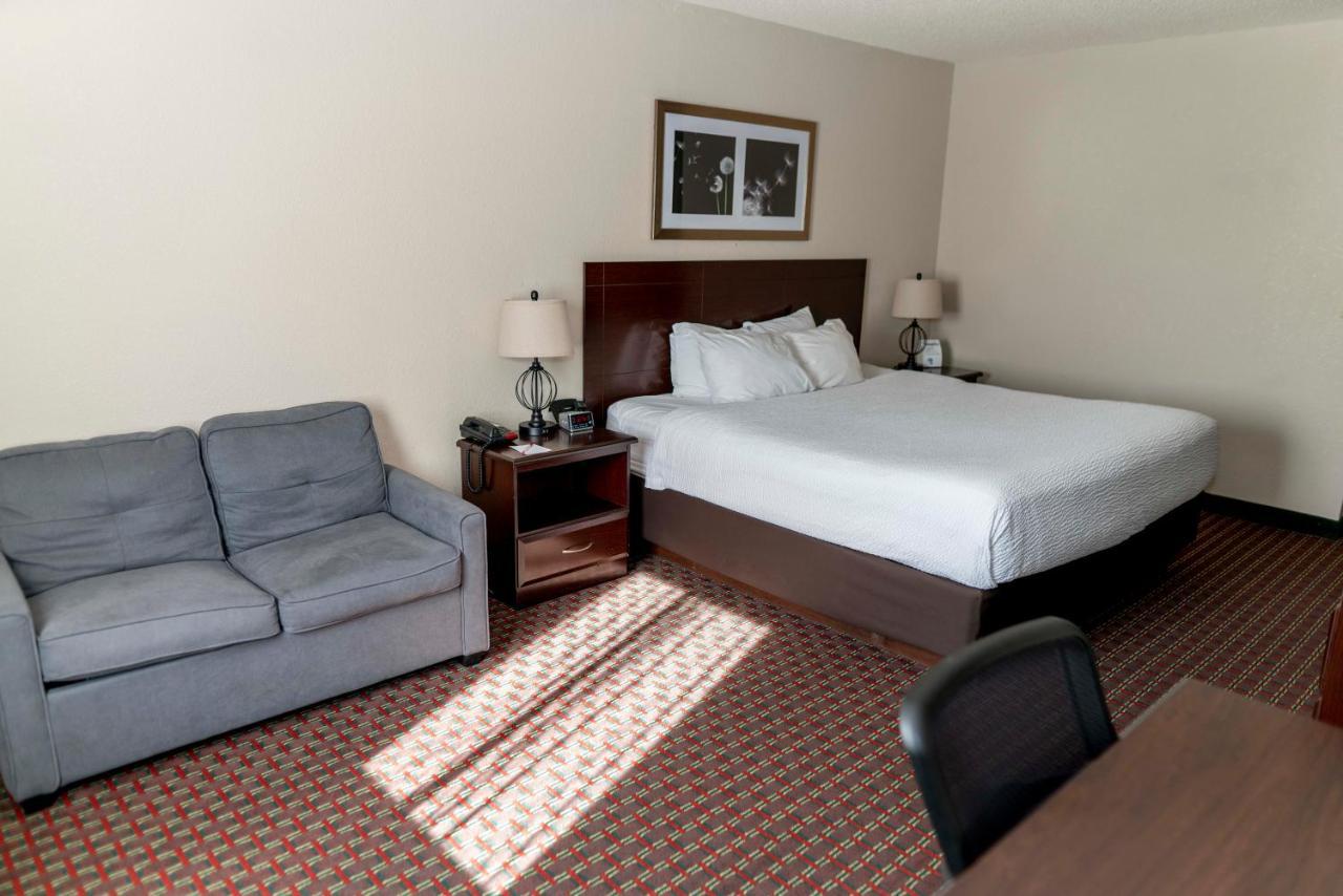 Ramada By Wyndham Tell City Exterior photo