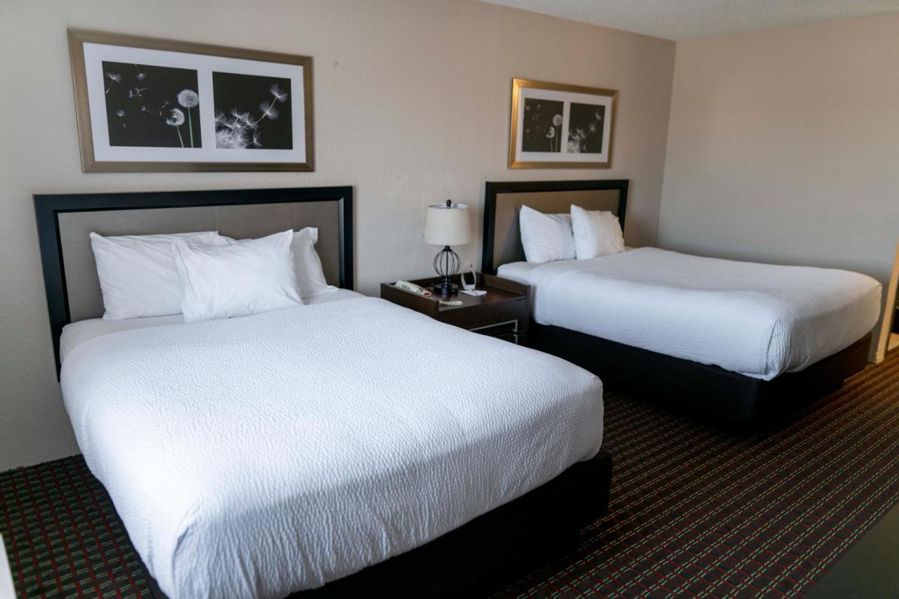 Ramada By Wyndham Tell City Exterior photo